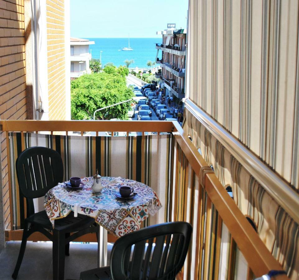 B&B Cefalù Eksteriør billede